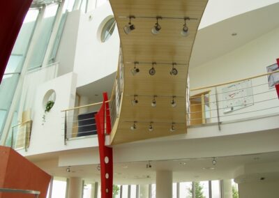Zakázkové truhlářství Arbor MB – výroba interiérů do provozoven na míru v Mladé Boleslavi​